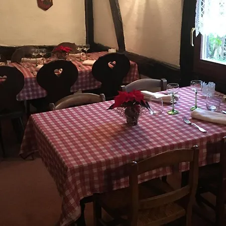 Auberge Du Tisserand