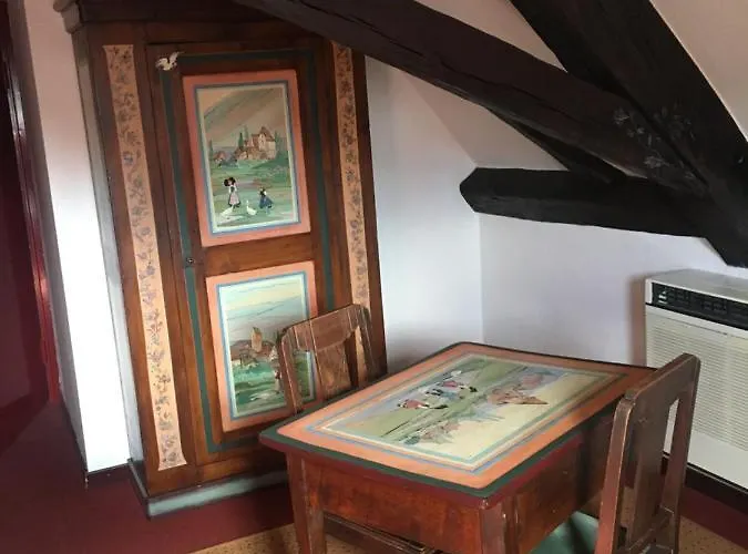Auberge Du Tisserand 3*